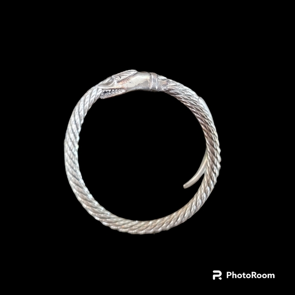 Antique Soild sterling silver sea serpent bangle - Picture 2 of 4